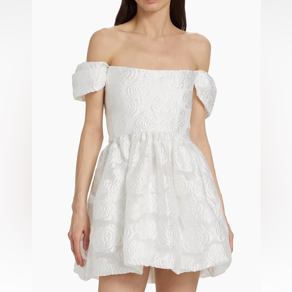 Valentina Dress in White by Amanda Uprichard - Picture 4 of 15